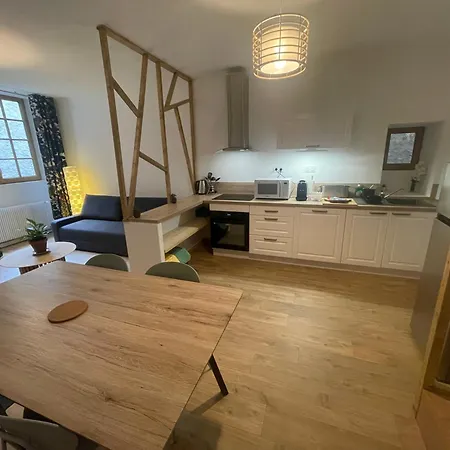 Aux Portes Du Mont Anis Le Puy-en-Velay Extérieur photo