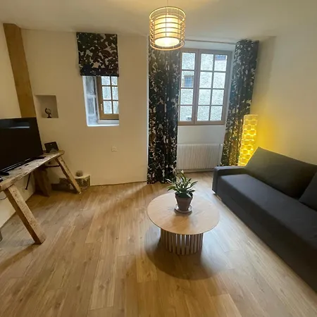 Aux Portes Du Mont Anis Le Puy-en-Velay Chambre photo