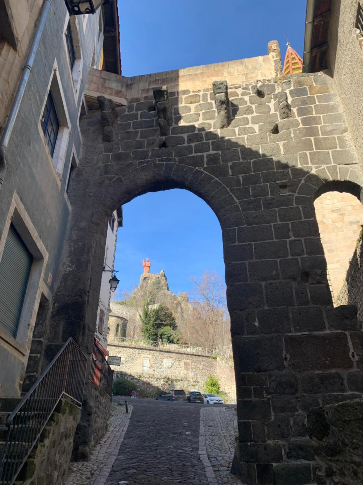 Aux Portes Du Mont Anis Le Puy-en-Velay